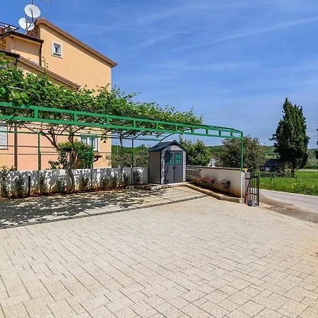 Stunning In With Kitchen * Rovinj