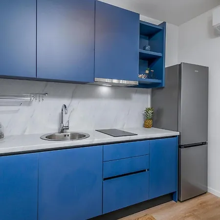 1 Bedroom Amazing In Lägenhet Rovinj
