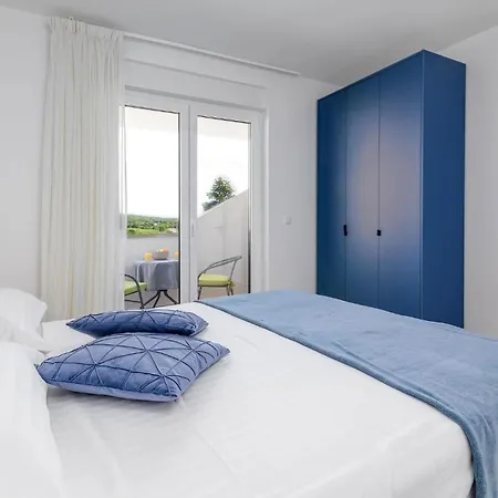 Lägenhet 1 Bedroom Amazing In *